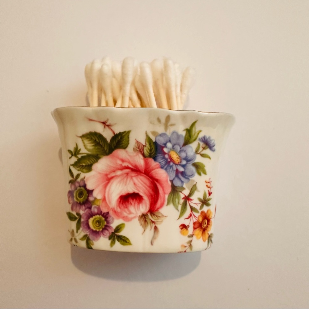 Aynsley | Decor | Pink Blue Floral Sugar Packet/Cotton Swab Holder - Picture 2 of 10